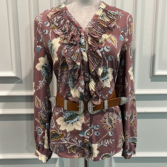 Beautiful Ruffle Blouse - Picture 10 of 12